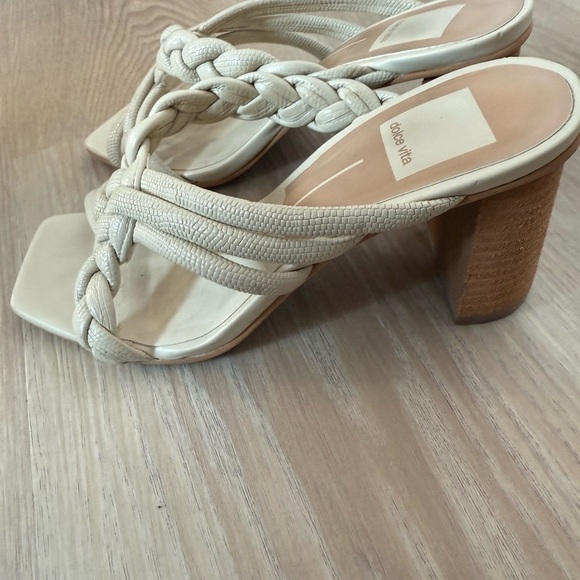 Dolce Vita Women's Cream Braided Sandals - Picture 3 of 3